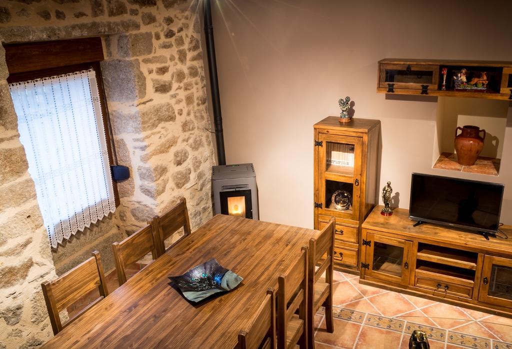 Casa Rural El Meson Fermoselle Exterior photo